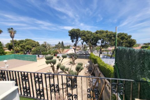 Villa for sale Alicante, Spain 3 bedrooms, 285 sq.m. No. 119671 - photo 13
