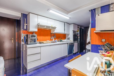 Apartment à vendre à Madrid, Espagne, 5 chambres, 279 m2 No. 188300 - photo 8