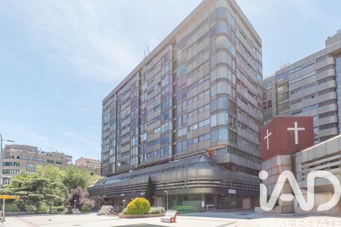 Apartment à Madrid, Espagne 5 chambres, 279 m2 No. 188300