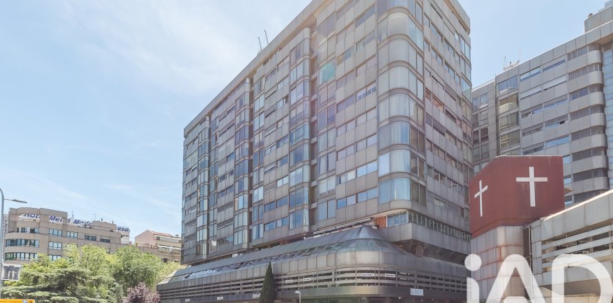 Apartment à Madrid, Espagne 5 chambres, 279 m2 No. 188300