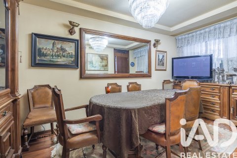 Apartment à vendre à Madrid, Espagne, 5 chambres, 279 m2 No. 188300 - photo 12