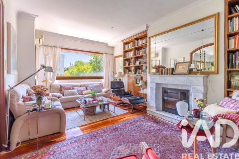 Wohnung zum Verkauf in Madrid, Spanien 5 Schlafzimmer, 325 m2 Nr. 188298 - Foto 4