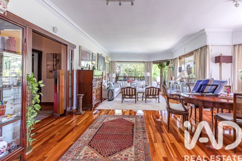 Wohnung zum Verkauf in Madrid, Spanien 5 Schlafzimmer, 325 m2 Nr. 188298 - Foto 1