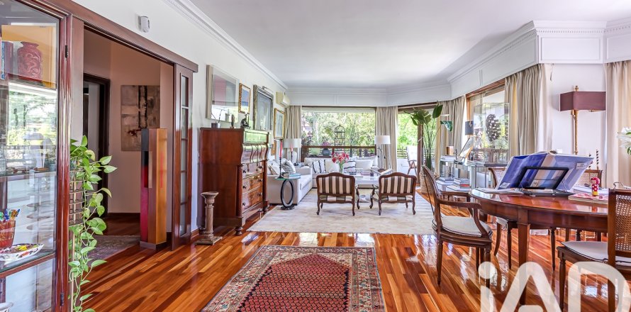 Wohnung in Madrid, Spanien 5 Schlafzimmer, 325 m2 Nr. 188298