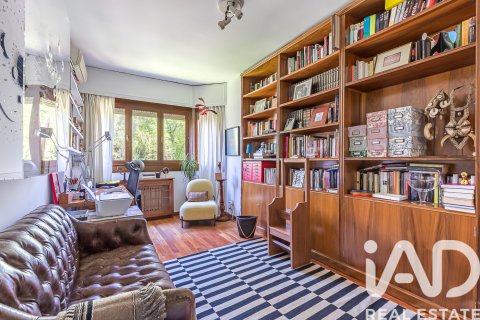 Wohnung zum Verkauf in Madrid, Spanien 5 Schlafzimmer, 325 m2 Nr. 188298 - Foto 22