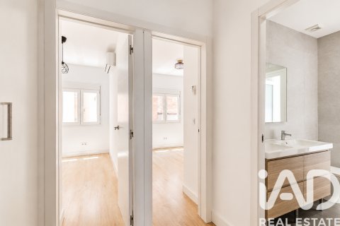 Appartamento in vendita a Barcelona, Spagna 3 camere da letto, 77 mq. N° 188362 - foto 19
