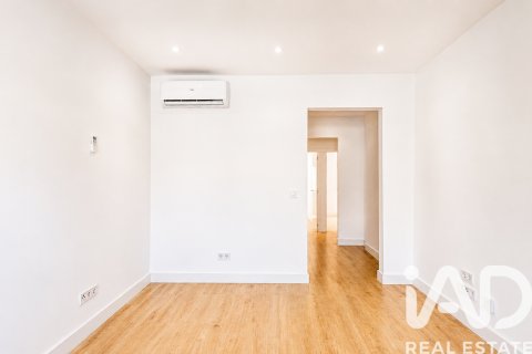 Appartamento in vendita a Barcelona, Spagna 3 camere da letto, 77 mq. N° 188362 - foto 4