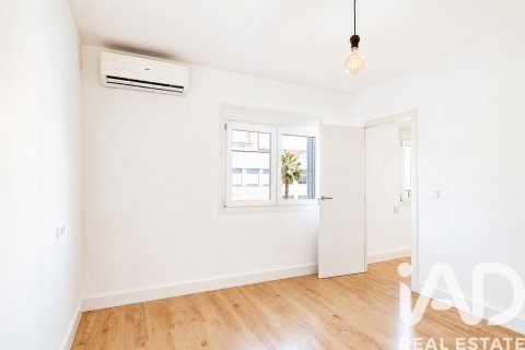 Appartamento in vendita a Barcelona, Spagna 3 camere da letto, 77 mq. N° 188362 - foto 8