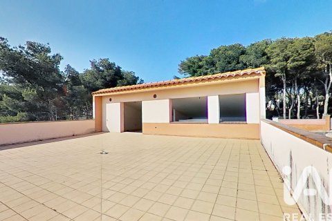 House à vendre à Bellvei, Tarragona, Espagne, 7 chambres, 320 m2 No. 188302 - photo 30