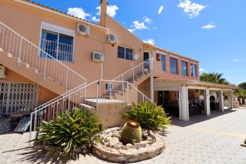 Villa in vendita Alicante, Spagna 7 camere da letto, 390 mq. N° 135635 - foto 2