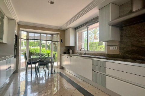 Villa à vendre Benidorm, Alicante, Espagne, 7 chambres, 642 m2 No. 135630 - photo 7