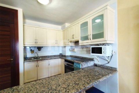 Huoneisto myytävänä Playa Paraiso, Tenerife, Espanja, 2 makuuhuonetta, 93 m2 No. 109786 - kuva 14