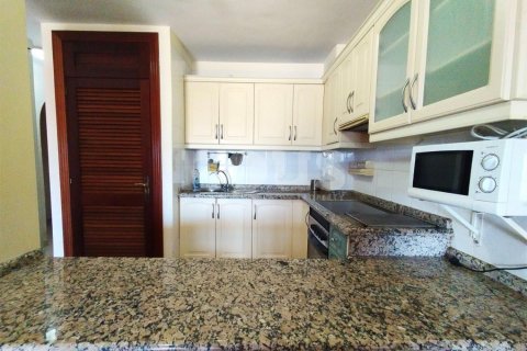 Huoneisto myytävänä Playa Paraiso, Tenerife, Espanja, 2 makuuhuonetta, 93 m2 No. 109786 - kuva 13