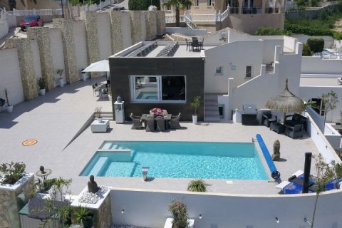 Villa for sale Ciudad Quesada, Alicante, Spain 6 bedrooms,  No. 115034 - photo 2