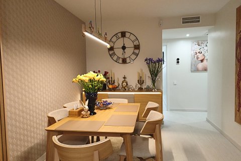 Lägenhet till salu i San Pedro del Pinatar, Murcia, Spanien 2 sovrum, 92 kvm. Nr. 155932 - foto 9