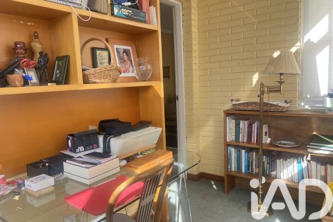 Apartment for sale in Salinas, Asturias, Spain 3 bedrooms, 102 sq.m. No. 152260 - photo 5