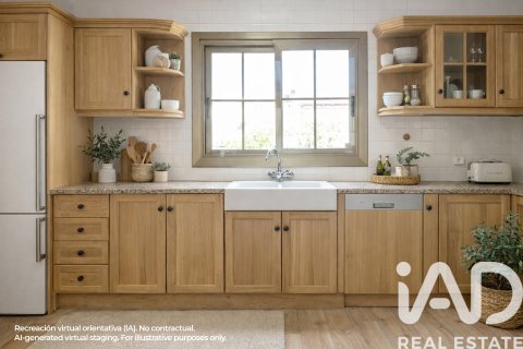 Talo myytävänä Roda de Berà, Tarragona, Espanja, 7 makuuhuonetta, 235 m2 No. 152261 - kuva 10