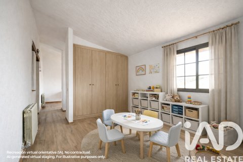 Talo myytävänä Roda de Berà, Tarragona, Espanja, 7 makuuhuonetta, 235 m2 No. 152261 - kuva 22