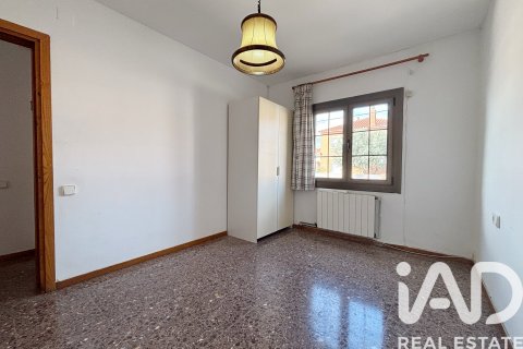 Talo myytävänä Roda de Berà, Tarragona, Espanja, 7 makuuhuonetta, 235 m2 No. 152261 - kuva 15