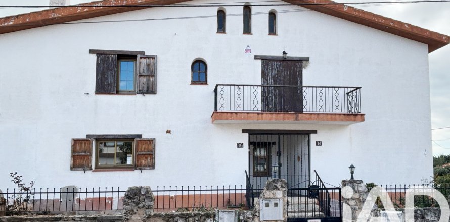 House à Roda de Berà, Tarragona, Espagne 7 chambres, 235 m2 No. 152261