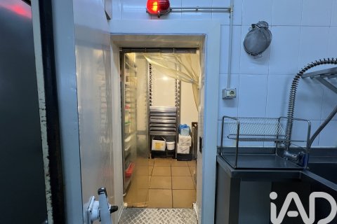 Liikekiinteistö myytävänä Tarragona, Espanja, 1 makuuhuone, 76 m2 No. 152259 - kuva 18