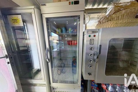 Liikekiinteistö myytävänä Tarragona, Espanja, 1 makuuhuone, 76 m2 No. 152259 - kuva 5