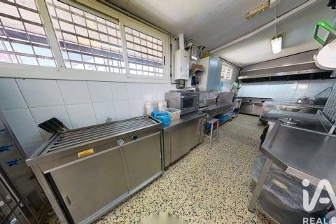 Liikekiinteistö myytävänä Tarragona, Espanja, 1 makuuhuone, 76 m2 No. 152259 - kuva 11