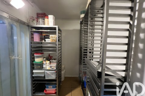 Liikekiinteistö myytävänä Tarragona, Espanja, 1 makuuhuone, 76 m2 No. 152259 - kuva 19