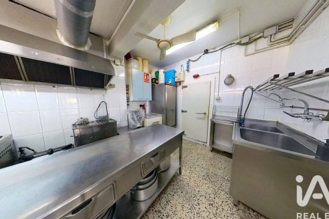 Liikekiinteistö myytävänä Tarragona, Espanja, 1 makuuhuone, 76 m2 No. 152259 - kuva 12