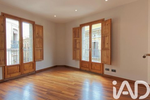 Huoneisto myytävänä Barcelona, Espanja, 3 makuuhuonetta, 102 m2 No. 152264 - kuva 5