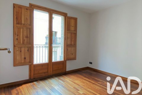 Huoneisto myytävänä Barcelona, Espanja, 3 makuuhuonetta, 102 m2 No. 152264 - kuva 2