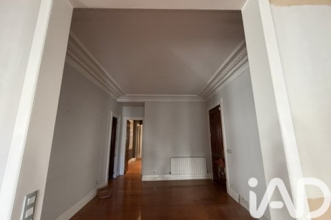 Apartamento en venta en Bilbao, Vizcaya, España 3 dormitorios, 147 m2 No. 152258 - foto 3