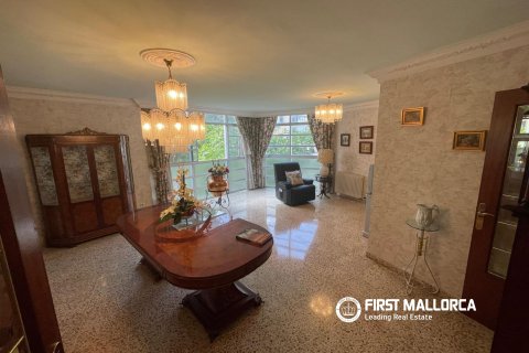 Apartment for sale in Palma de Majorca, Mallorca, Spain 5 bedrooms, 139 sq.m. No. 195391 - photo 3