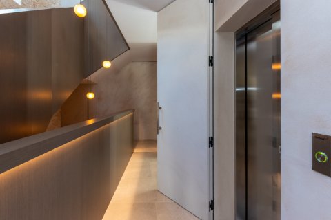 Villa for sale in Costa D'en Blanes, Mallorca, Spain 6 bedrooms, 1334 sq.m. No. 195389 - photo 27