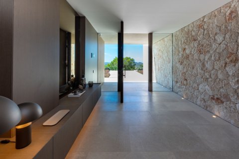Villa for sale in Costa D'en Blanes, Mallorca, Spain 6 bedrooms, 1334 sq.m. No. 195389 - photo 16