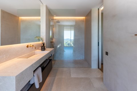 Villa for sale in Costa D'en Blanes, Mallorca, Spain 6 bedrooms, 1334 sq.m. No. 195389 - photo 23