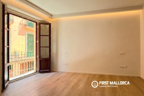 Apartment for sale in Palma de Majorca, Mallorca, Spain 3 bedrooms, 130 sq.m. No. 195392 - photo 12