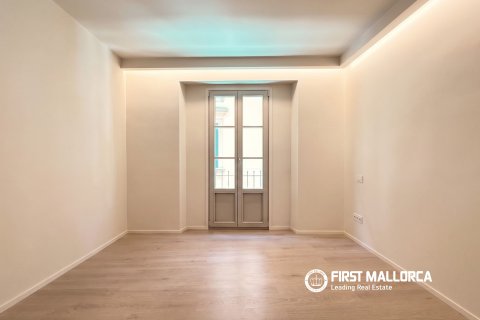 Apartment for sale in Palma de Majorca, Mallorca, Spain 3 bedrooms, 130 sq.m. No. 195392 - photo 14