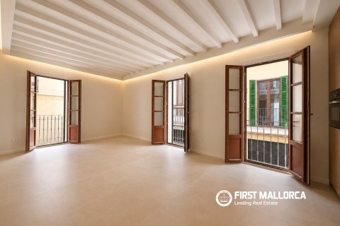 Apartment for sale in Palma de Majorca, Mallorca, Spain 3 bedrooms, 130 sq.m. No. 195392 - photo 2