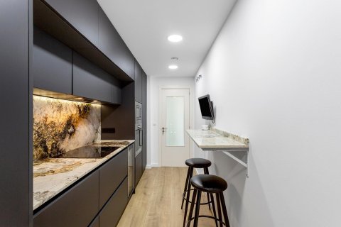 Lägenhet till salu i Alicante, Spanien 3 sovrum, 165 kvm. Nr. 161487 - foto 26