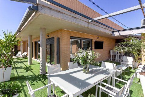 Lägenhet till salu i Alicante, Spanien 3 sovrum, 165 kvm. Nr. 161487 - foto 5