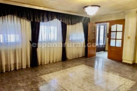 Kaupunkipientalo myytävänä Lucar, Almeria, Espanja, 8 makuuhuonetta,  No. 161483 - kuva 4