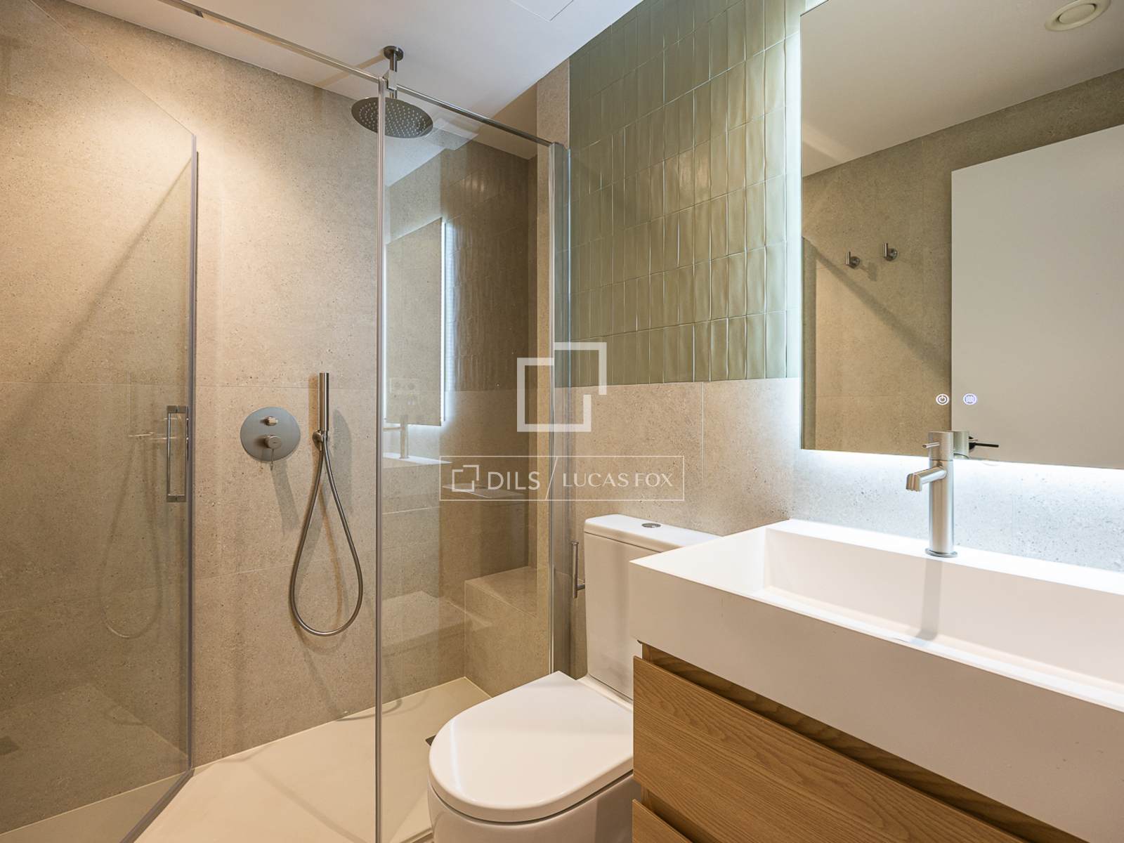 Apartment à Barcelona, Espagne 3 chambres, 84 m2 No. 150323