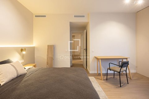 Apartamento en venta en Barcelona, España 3 dormitorios, 90 m2 No. 150323 - foto 16