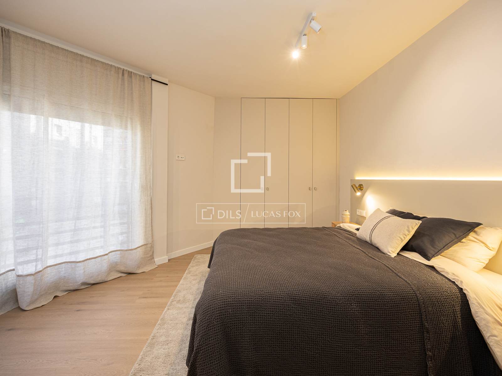 Apartment à Barcelona, Espagne 3 chambres, 84 m2 No. 150323