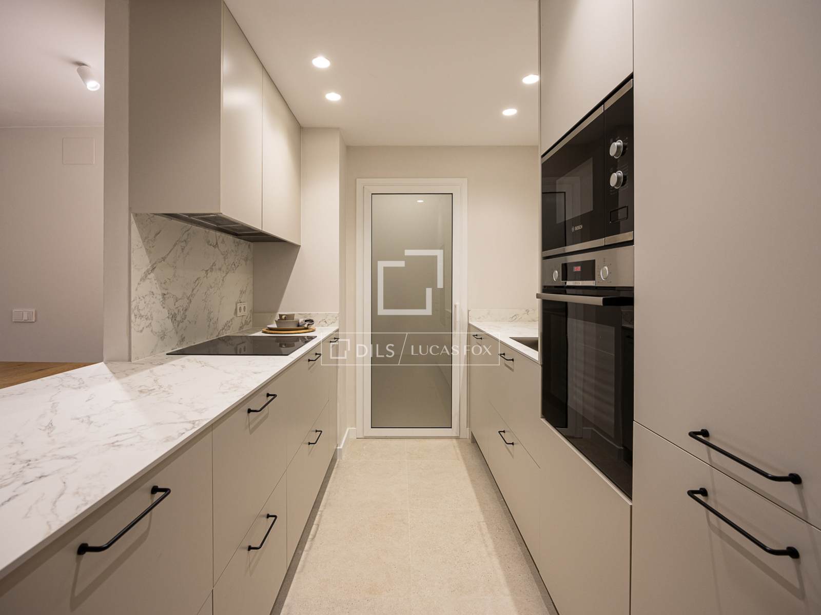 Apartment à Barcelona, Espagne 3 chambres, 84 m2 No. 150323