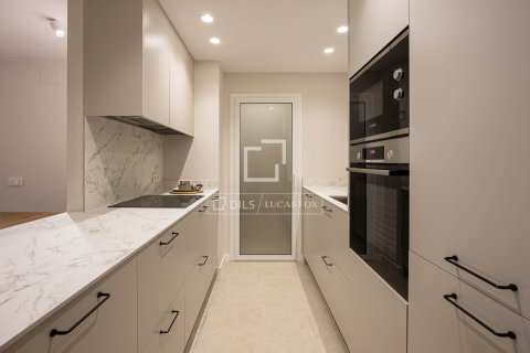 Apartamento en venta en Barcelona, España 3 dormitorios, 90 m2 No. 150323 - foto 9