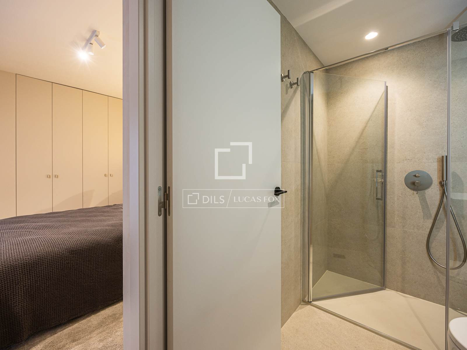 Apartment à Barcelona, Espagne 3 chambres, 84 m2 No. 150323
