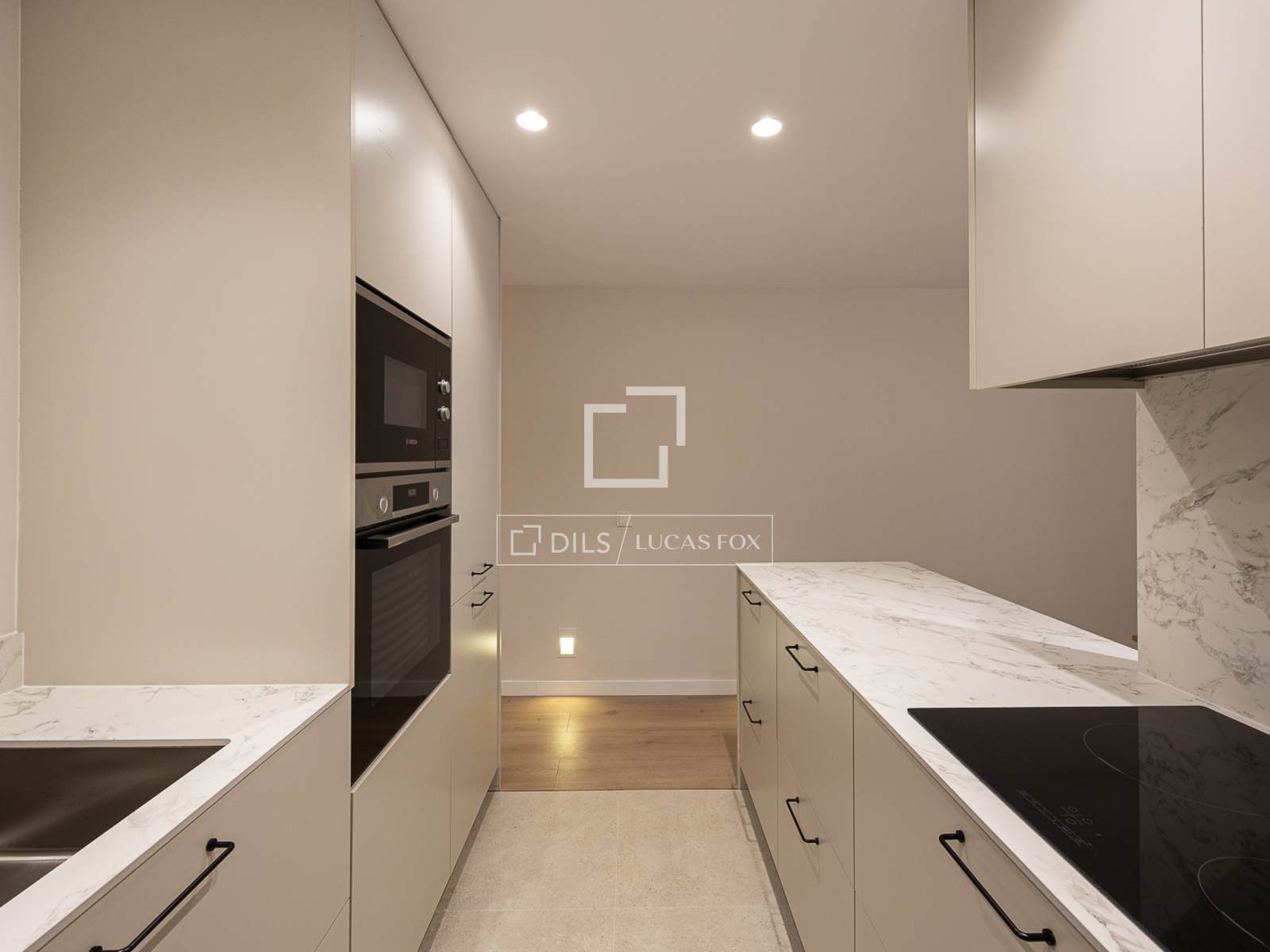 Apartment à Barcelona, Espagne 3 chambres, 84 m2 No. 150323