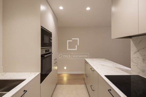 Apartamento en venta en Barcelona, España 3 dormitorios, 90 m2 No. 150323 - foto 11